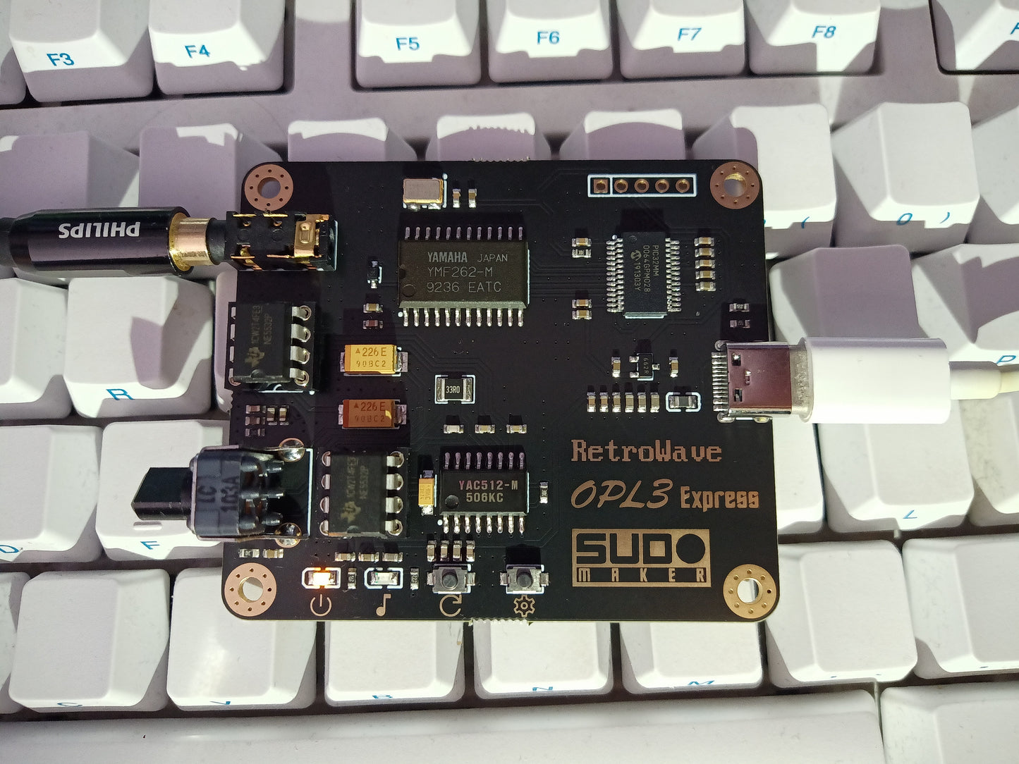 RetroWave OPL3 Express